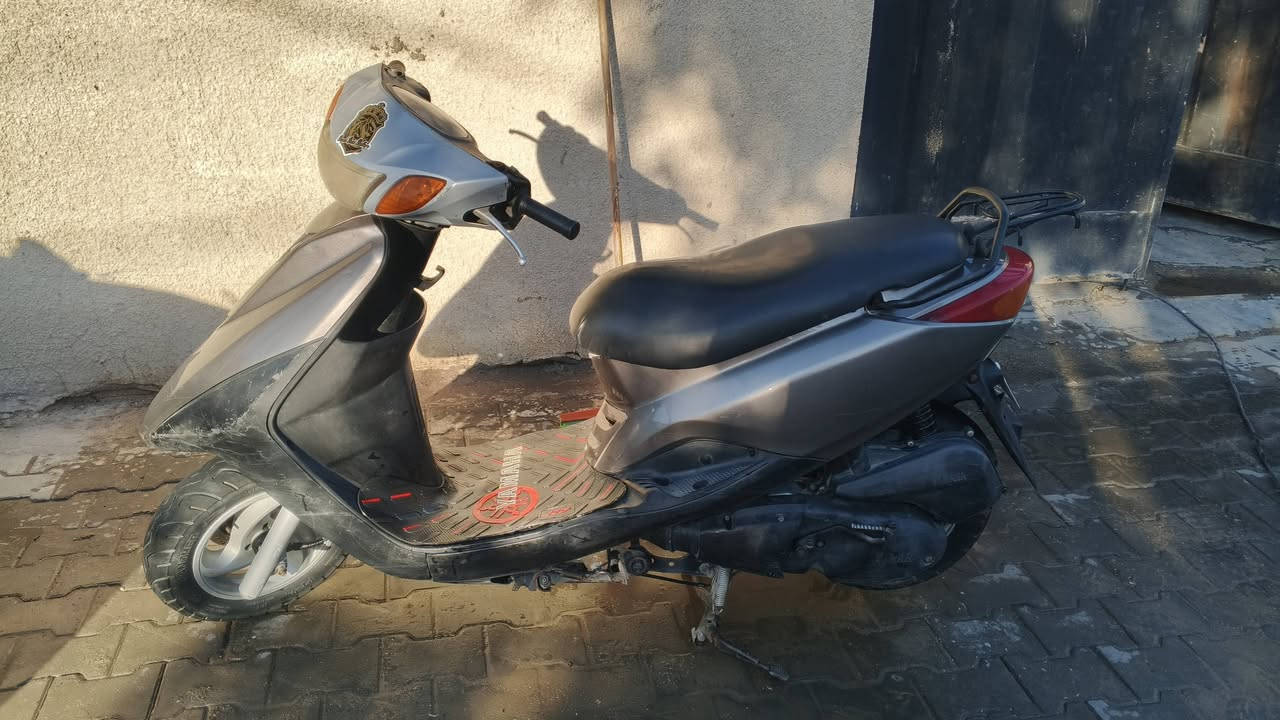 اكزز حديث للبيع نظافة حلوة مابيها اي نقص شغل واطلع وين ميعجبك السعر 750 وبيها عنوان كربلاء حي العامل ***********
