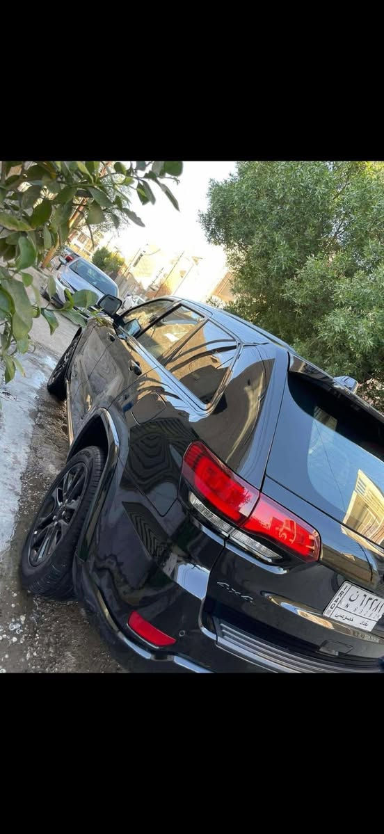 جيب لاريدو أبلاك توب 2019 فول مواصفات ماشيه 89 ميل فول واحد على واحد فتحه سقف طكتين تخم تاير جديد صدر جديد باتري جديد ادامه كامله لسياره رقم جديد سنويه رقم جديده هزه جديده بغداد باسمي تحويل ثاني يوم   لسعر270 بيه مجال حك الجيه اي استفسار اتصل على الرقم او فضل خاص وبالخدمه ***********
