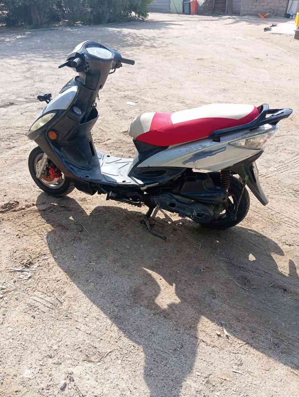 سلام عليكم دراجه كامكوg4 مفتوحه مره وحده مراوس او بيع السعر 400بيه مجال


**إذا كنت صاحب هذا الإعلان وتريد حذفه لأي سبب، رجاءا أرسل رسالة إلى الدعم الفني**