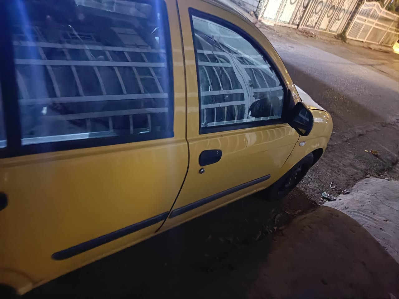 سلام عليكم طيبه موديل 2015 سنويه ل30تنتهي هزه جديده رقم نكليزي سياره خير من الله مكينه تنقص الكشر شوفت عينك تحويل ثاني يوم غرفته نضيفه نقصه بس كمبريسر حته الغاز بعده بيه  تحويل ثاني يوم سعره 34قفل مكانه بغداد الزعفرانيه ***********
