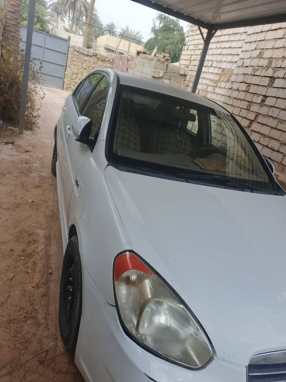 السلام عليكم اكسنت موديل ٢٠١١  بيه بس بنيد مبدل 
رقمه نجف سنويه ماساقطه السعر ٨٩ وبيه مجال قليل كلش 
مكان السياره النجف الكوفه هذا رقمي ‎***********
