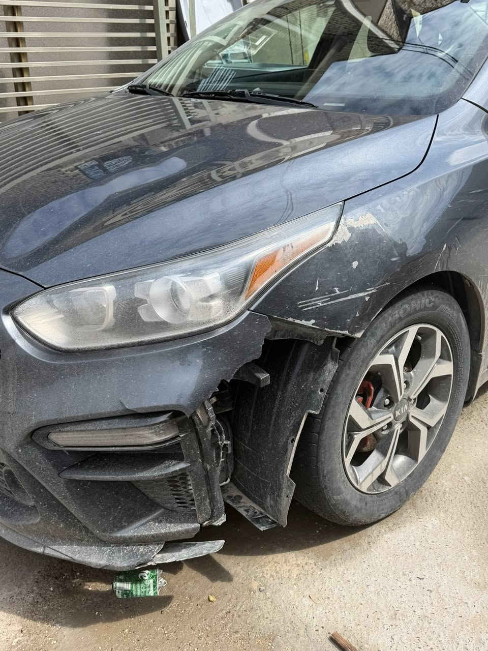 سلام عليكم سيارتي كيا فورتي 2021 ضررها بامريكا قبق جنطه فقط والضربه الثانيه واضحه گدامكم بالصوره بس شويه من الدعاميه الاماميه والجاملغ ورجعته ع بارد
سياره نص فول اشاير مري + رادار + تحديد مسار + توقف ذاتي +تدفئه ستيرن وكشنات + تشغيل عن بعد السياره جديده وجاهزه من كلشي ع أيدي سنويه بأسمي والهزه مساقطه يعني نص ساعه اتحول اربيل رقمي وات ساب واتصال خط ***********
