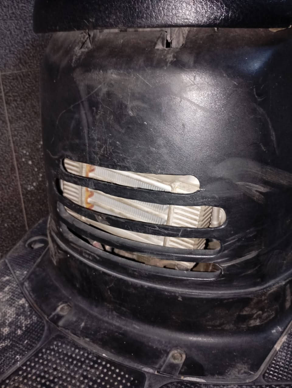 سلام عليكم دراجه بوليس للبيع اوامراوس  مكينه امزوده ابويه راديتر بيه اوياله امزود مكان كربلاء قرب مستشفى لكفيل السعر خابر اوتدلل رقم الموبايل ***********
