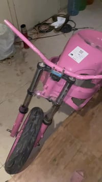 افوراي للبيع  محتوياته كشن قطعتين  بكره  ستيرن  دبلات امامي  دبل خلفي ...