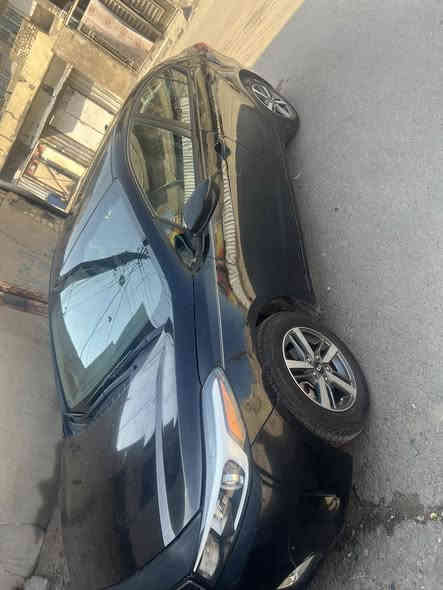 سلام عليكم سياره موديل 2017 السياره مكفواله عدا هلال الجاملغ الخلفي كير محرك مكفول سياره جاهزه ماشيه 80 الف جدبده كلش محرك 2000 دوش وارد امريكي موضح بل سونار 
بغداد مدينه الصدر ***********
السعر 118 وبيه مجال
