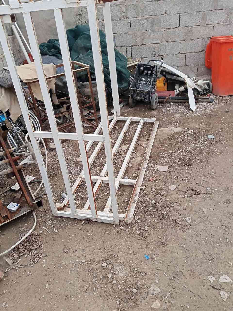 سلام عليكم محجر بيكم تك السعر 150او بي مجال قليل خاص غير متواجد يرجى الاتصال عل الرقم ***********
