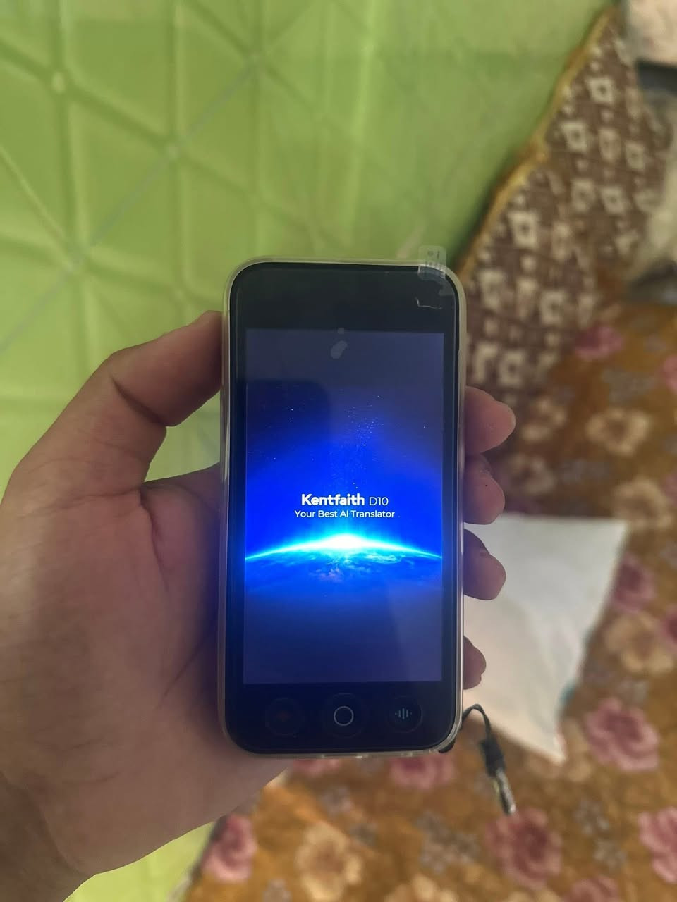 مترجم بهذا الشكل انطوا سعر ماعرف سعره … موصل لحد الان ٢٥ الف
مترجم لغات ماركه kentfaith D10 مفول يترجم 144 لغه يستخدم الذكاء الاصطناعي وبنفس الوقت هو مسجل صوت وام بي ثري لمس جديد لوك بدون ملحقات


**إذا كنت صاحب هذا الإعلان وتريد حذفه لأي سبب، رجاءا أرسل رسالة إلى الدعم الفني**