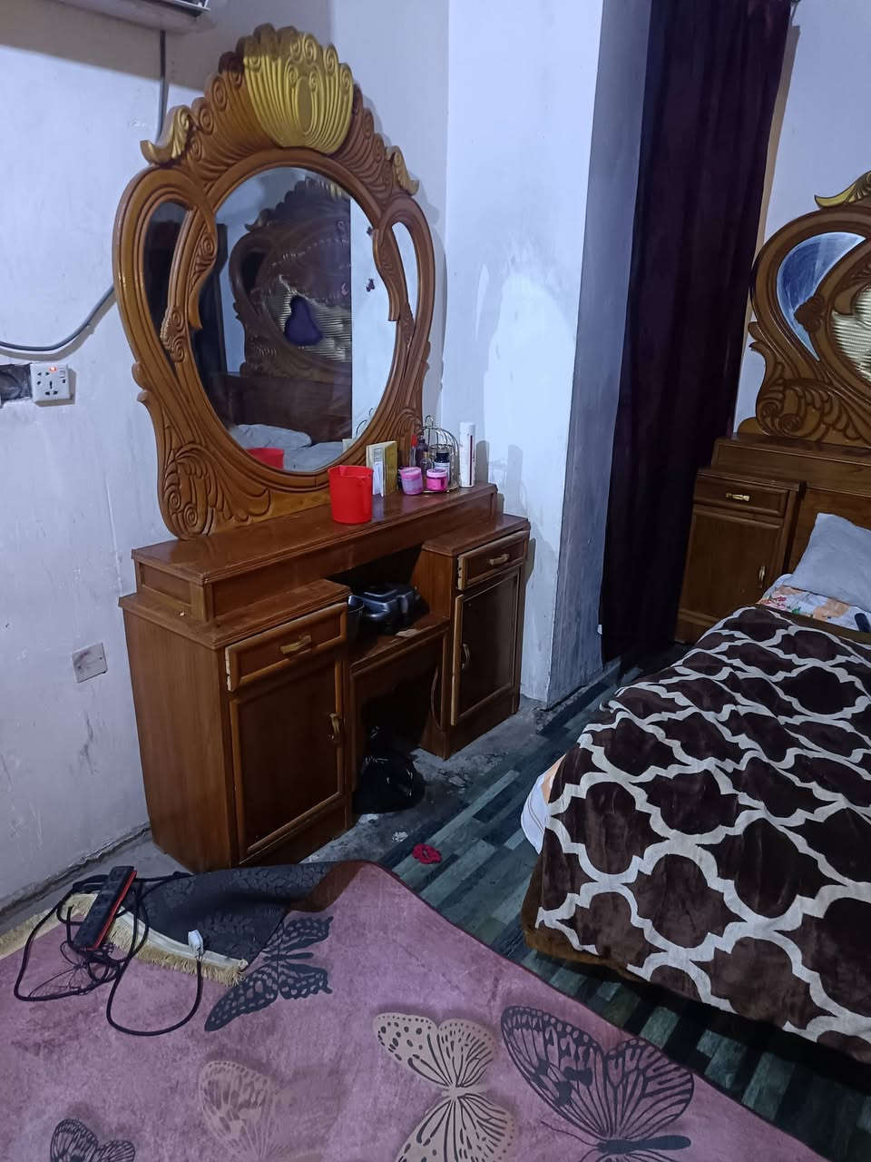 السلام عليكم غرفه صاج 6 ملاحق غرفه تكمه  نضافته كدامكم وبالواقع بعد احلا سعر مناسب سبب ضروف
عنوان مدينه الصدر رقم *********** شراي يتصل
وبخدمته
