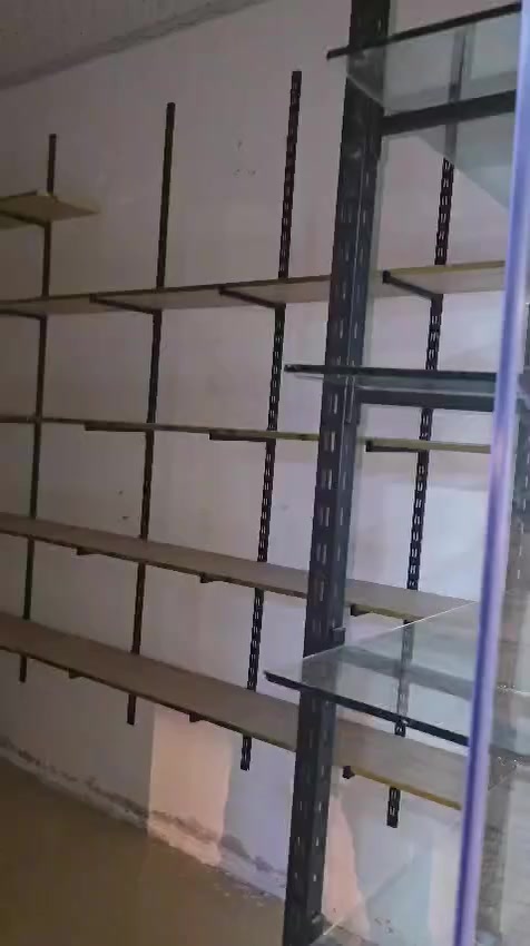 للبيع رفوف ‏‪***********‬‏
