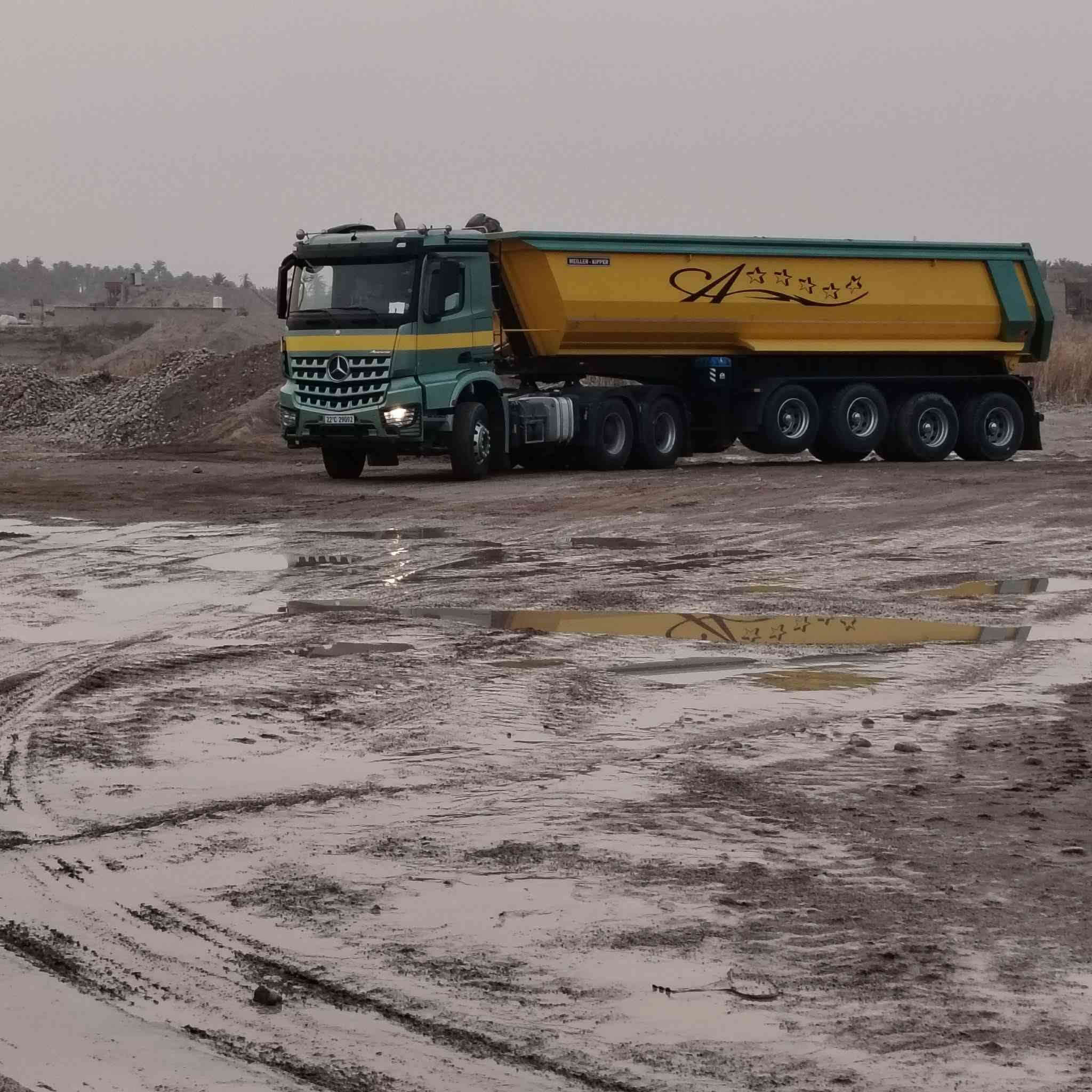 سلام عليكم نساف للبيع موديل ١٤ جاهزة للعمل مكينة ٤٣ شاصي ٢٦ بسمي العربانة عباس ناموس ضرعتهة ٣٠ مكان ديالى سعر ٨ وبيها مجال بصيط ***********
