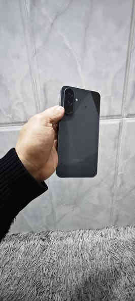 a565G
256/8
نضافه 95
وياه كيبل ماته سعره 350 
مكاني ابوغريب او عامريه
***********
