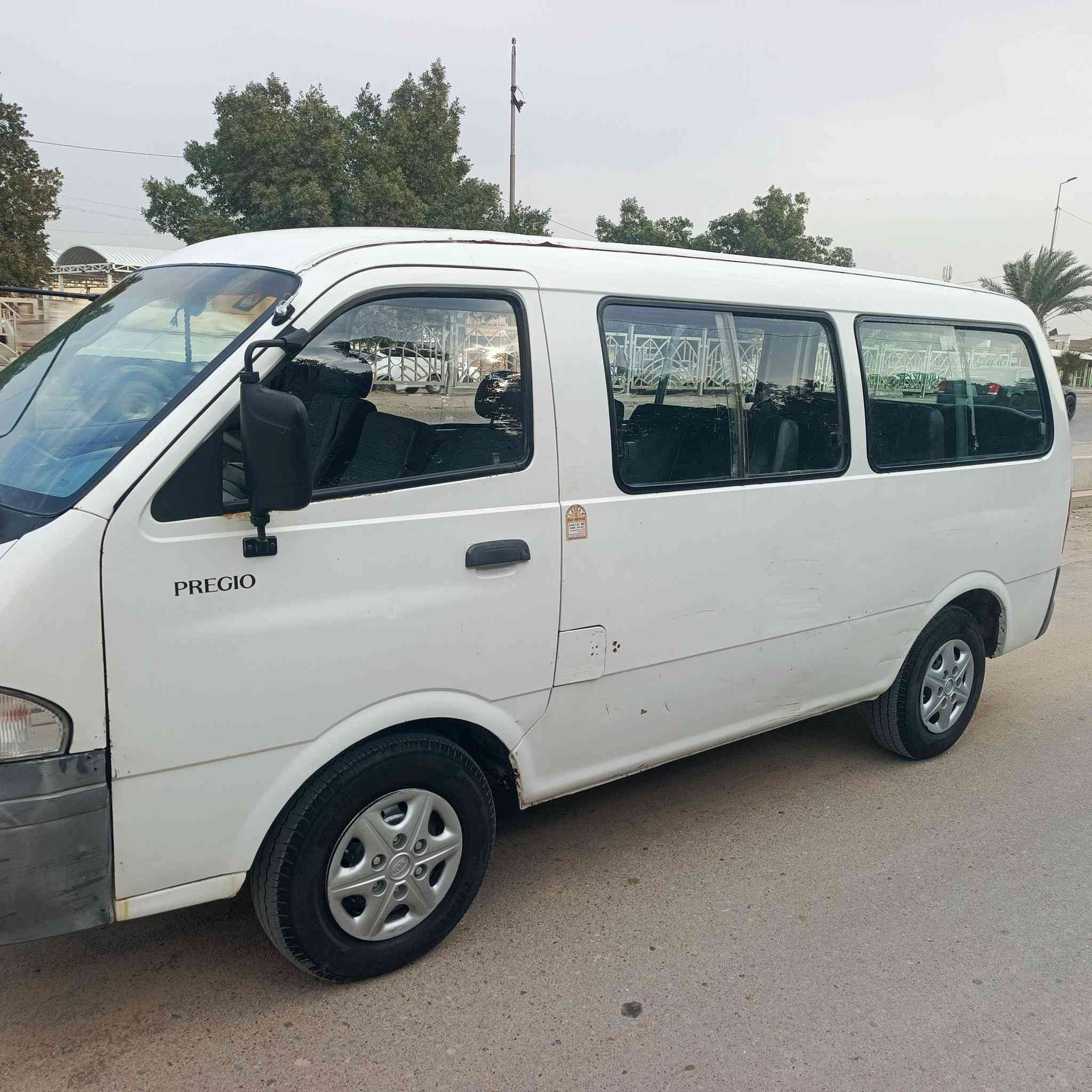 السلام عليكم سياره بريجو 96 السيارة مكفوله كفاله عامه من صبخ شواصي شركه السياره ع بلاد أحله من الصوره رقم انكليزي مصفره من كلشي باسمي مكاني النجف الاشرف رقم الهاتف *********** السعر 75 وبيه مجال
