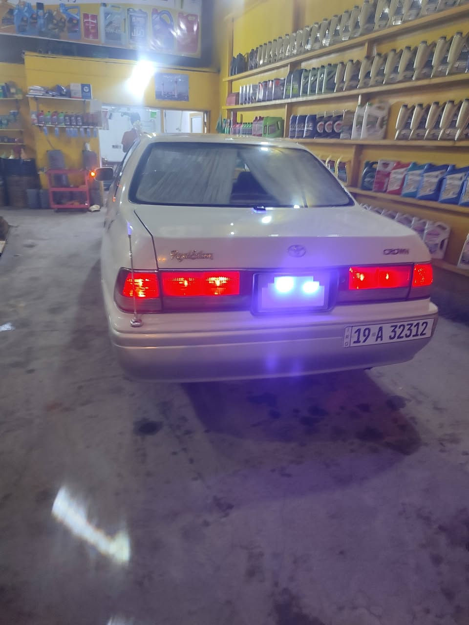 راس الثور فلات رقم كربلاء انكليزي سنويه لل2030
مكينه 3000فيشتين كصة قماره فقط حوض وشواصي كفاله 
لايت زنون سستم سماعات 
مظخم صوت كير ومكينه خير من الله حداديه حلوه السعر 85,وبيه مجال بسيط حك الجيه مكان السياره كوفه ناحية العباسيه *********** متواجد واتساب على هذا الرقم 
الموشراي يعبر المنشور ويدعينه بل الرزق
