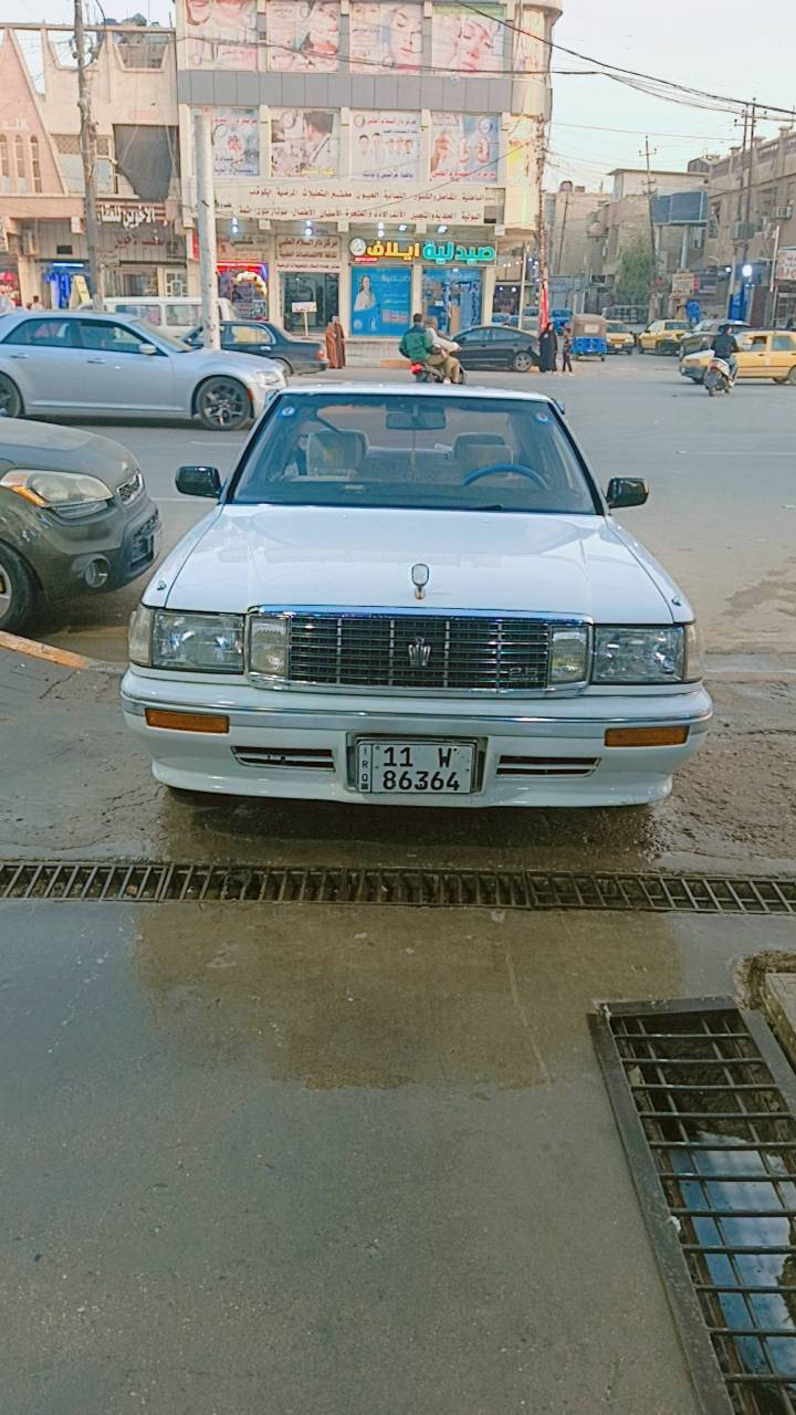 يا الله سلام عليكم كراون هارتوب موديل 90 بسمي هزه اوسنويه جديده السياره عله البلاد لاصبغ ولابارد كيراومكينه جدد داخل جديد السياره مغلفه الكاعيه جلد تبريد ثلج صدرجديدالسياره حلوه بمعنه الكلمه بل عافيه على يأخذه 80اوبيه مجال ***********بغدادالشعب
