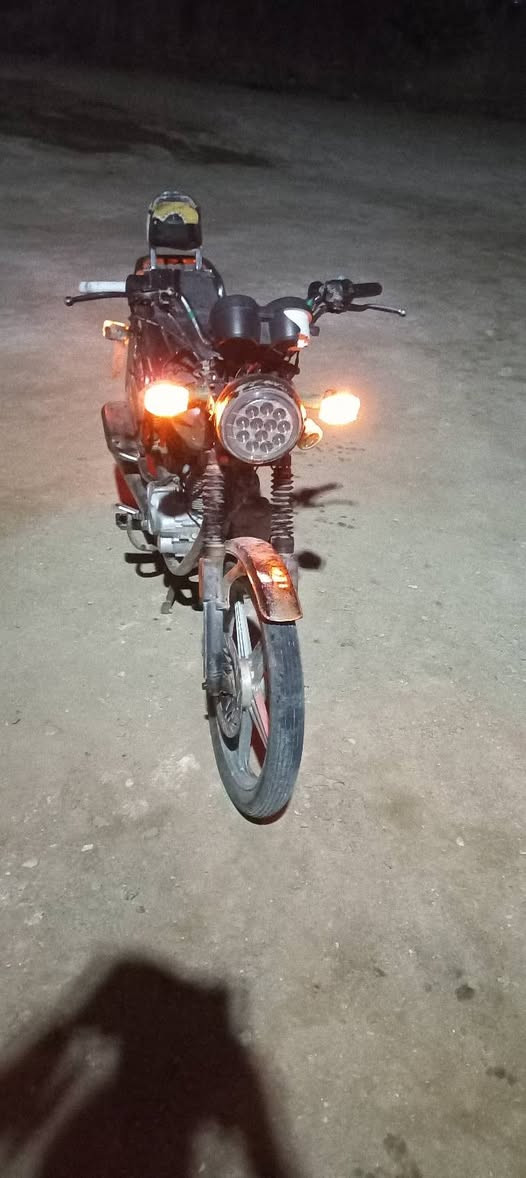 فيوم نفخ للبيع نظيفه اوراق 2012 كهربائيات كله شغاله محرك نظيف متواجد خاص


**إذا كنت صاحب هذا الإعلان وتريد حذفه لأي سبب، رجاءا أرسل رسالة إلى الدعم الفني**