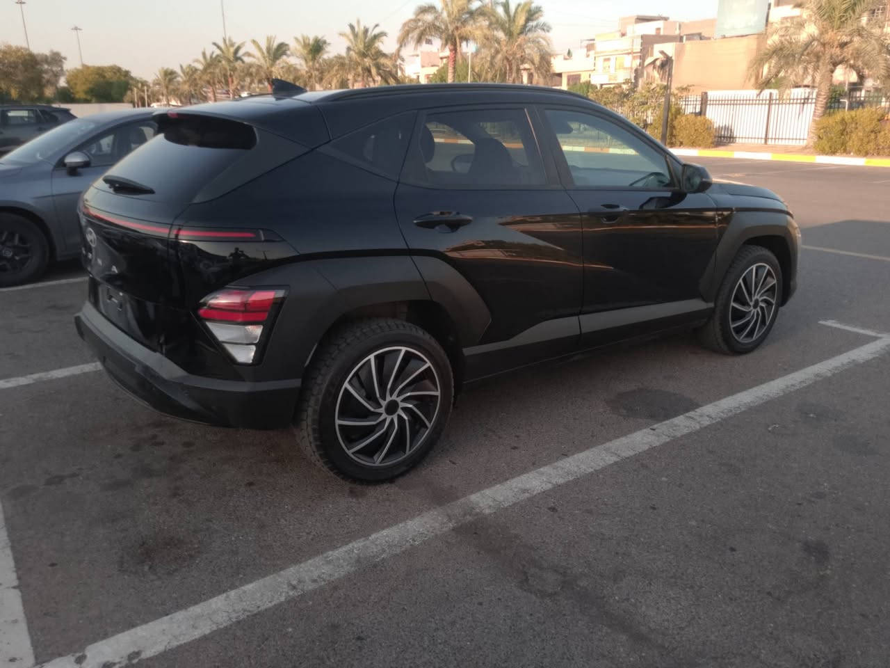 ‏السلام عليكم للبيع كونا موديل 24ماشيه 11 دخول جديد بدون رقم منفيس بئسمي صبغ  بس بنيد  ايرباك بس دركه نص فول بصمه تشغيل عن بعد اشاير بل مري رادار جانبي توقف ذاتي 134 مكاني بغداد حي العامل‪***********‬
