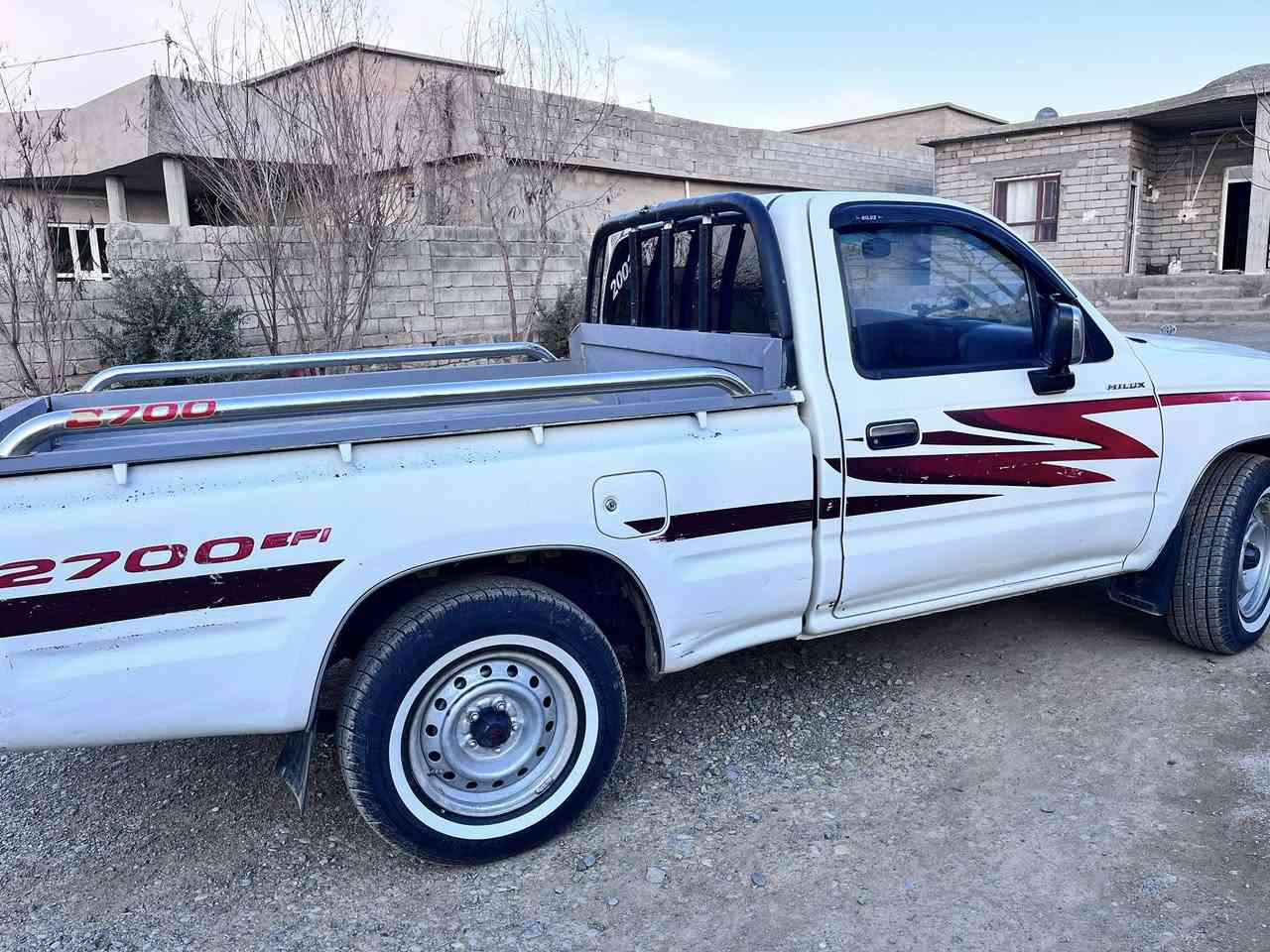 بيك اب موديل 2002كويتي سنويه جديده تبريد شغال كوبون بنزين بدون صبغ ملاحظات بسيطه  مكينه عالفحص  كير شرط ستيرن بور    تخم تواير جديد. داخل ازرق
السعر 120
واتساب فقط ***********
