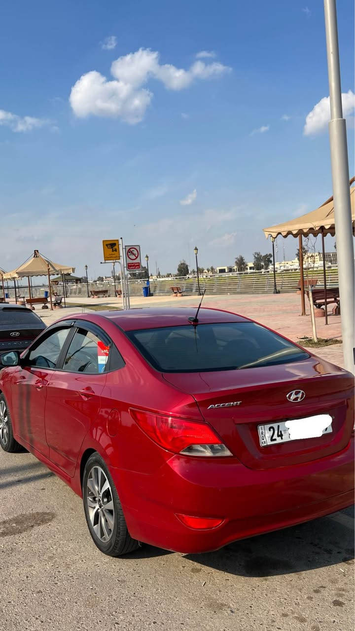 رقم دهوك باسمنا شرط تحويل 
بيها صبغ ربع البوند والجاملغ
سيارة جاهزة دينار ما تصرف عليها
السعر 100 وبيها مجال شط قليل 
*********** موصل, نينوى
