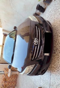 كورلا خليجي للبيع  موديل 2010 لون اسود السيارة مكفولة بيها ربع جاملغ ا...