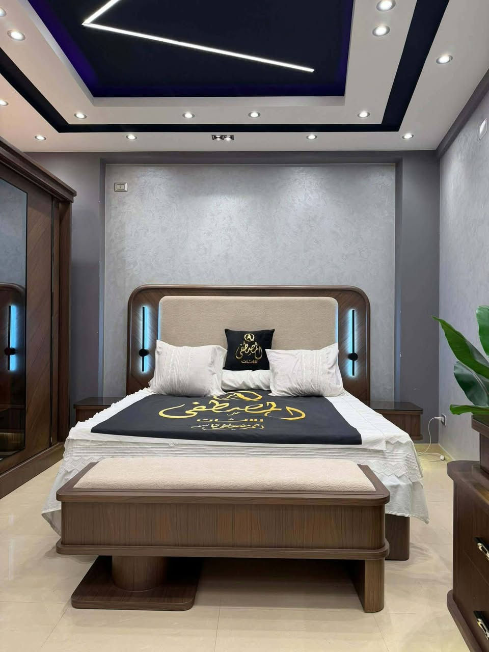 تصنيع وتصدير جميع أنواع الأثاث الحديث كلاسيك مودرن أنتيك وتنفيذ كافة التصميمات


**إذا كنت صاحب هذا الإعلان وتريد حذفه لأي سبب، رجاءا أرسل رسالة إلى الدعم الفني**