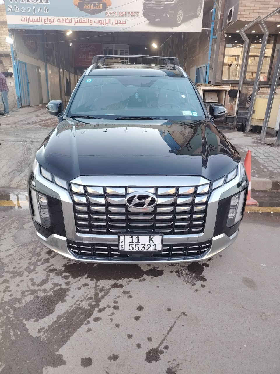 هيونداي بلسايد كلكرافي 2023 
‏Hyundai Palisade, Calligraphy
كلكرافي تجي اعلى فئة بالبليسايد فول مواصفات
ماشية 48m ميل فقط محرك 6 سلندر 3.8L 
السيارة رقم بغداد بسمي اني مستوردها دخول ب شهر 8 حرة

المواصفات : كشن مساج ,بصمة ، تشغيل عن بعد ، بصمة ابواب 
،بانوراما فتحتين سقف ، سماعات هارمن كاردن ، رادار امامي جانبي عدد 6 ، حساسات امامي خلفي ، ست كامرات 360 درجة ، كشنات الامامي خزن ميموري. جميع الكشنات كهربائي و تدفئة و تبريد ، كشنات جلد ، كشنات Vip منفصل ، بردات جانبية ، تبريد مركزي امامي خلفي منفضل التحكم ، تحكمات ستيرن ، شفتات ، كروز سرعة و سياقة ذاتية بالكامل ، تدفئة ستيرن ، مري هيتر ، صندوق كهربائي ، خمس و ضعيات قيادة ، ويل كب 20 ، اوتو هولد + نقطة عمياء *•+ اوتو بريك ، هاند بريك بصمة ، مثبت سرعة ، شحن لاسلكي ، ، شاشة كبيرة ديجيتال ، كشن السايق مساج ، دادة شو امامي بلدشبول ، تقديم و ترجيع السيارة عن طريق البصمة ، منفذ type-c , و بعد بيها هواي مواصفات ، 
السيارة جاهزة 
تخم تاير

صور الحادث بلصور فقط شبرين بلجاملغ بصف الباب السايق
بيها بارد بلبابتين دعامية بلادية
التواصل اتصال 
***********
