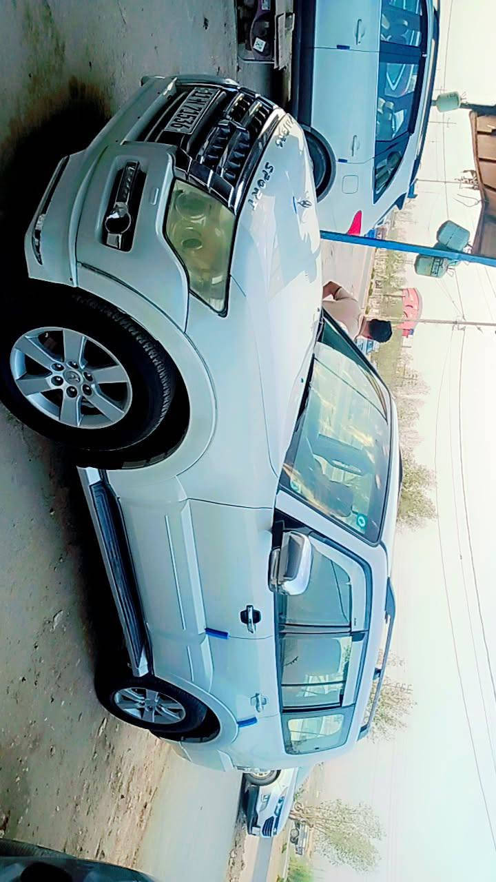 باجيرو حبتور بدور حادث  كفاله عامه بيها جاملغ كلير  سياره باسمي سياره كير محرك حداديه خير من الله السياره 3800 المحرك***********
