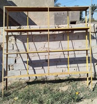 خزانة عرض • مستعملة