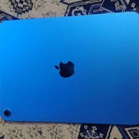 ايباد 11 a16 ذاكره 128  بطاريه 100 🔋  عدد دورات الشحن 79 جهاز نضيف جدا...