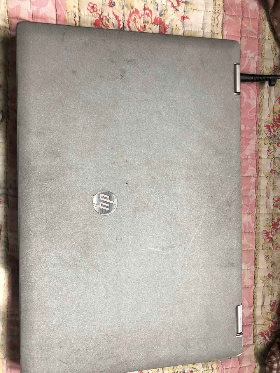 سلام عليكم لابتوب للبيع
اسمها : HP probook6550 

هارد :320 

رام :4 ووياها الشاحنه

بيها عطل نسيت شنو اسمه لان وديتها للمصلح قبل فتره وكال عطل بل كارت بس نسيت كارت شنو للعلم مو كارت شاشه شاشه مابيها شي بس عطل اعتقد بل مذر بورد مدري وين وهو كال يكلف ٥٠ تصليحة بغداد المهم تطفه وتشتغل والشاشة مابيها شي والكيبورد مابي شي يدوس والبطارية تعبانه يرادلها تبديل 

السعر قيم بل يرضي الله🖤

مكاني بغداد الدورة حي اسيا او 120


**إذا كنت صاحب هذا الإعلان وتريد حذفه لأي سبب، رجاءا أرسل رسالة إلى الدعم الفني**