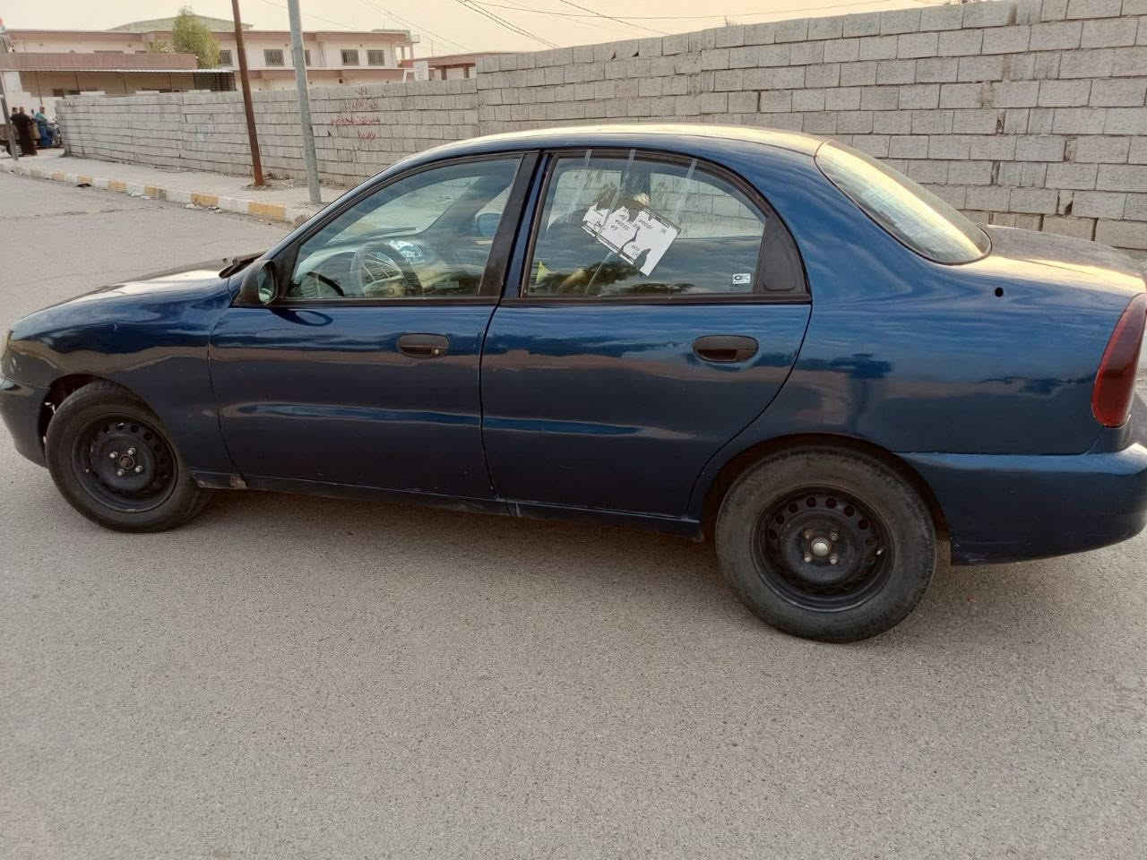 السلام عليكم 
دايو لانوس 2001 سنوية سقطت بشهر 5 رقم بغداد مشروع وطني 
كوبون بانزين صدر طخم تايرات كامل 
مصبوغة جمالية
السعر 32 وبيها مجال 
المكان كركوك 
للتواصل ***********
