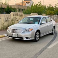أفالون ٢٠١١ • مقاعد جلد • كاميرا