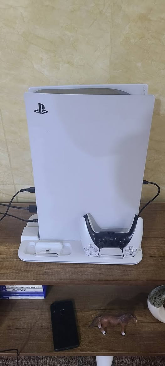 السلام عليكم تحية طيبة للجميع  ps5 مهكر مع جوستك أصلية تحديث 9.00 التهكيره مستقره الجهاز نظيف وبيه 4 ألعاب وكلها شغالة على الهارد الداخلي بس شغل والعب سعره 700 وبي مجال مكاني نجف بدون الاستان ويا الاستان الاصلي والكارتون مالتة


**إذا كنت صاحب هذا الإعلان وتريد حذفه لأي سبب، رجاءا أرسل رسالة إلى الدعم الفني**