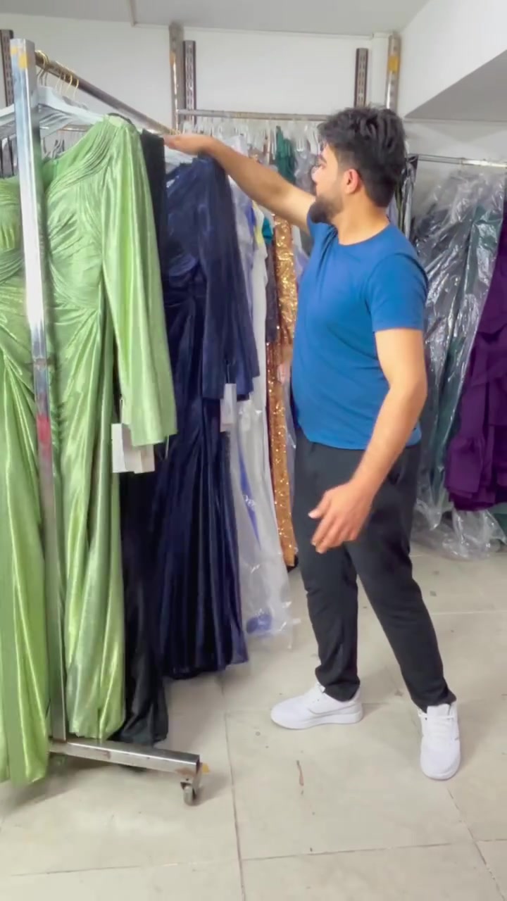 شروة فساتين سهره العدد 150 السعر حرق 🔥🔥
https://t.me/fudydy/55026?single


**إذا كنت صاحب هذا الإعلان وتريد حذفه لأي سبب، رجاءا أرسل رسالة إلى الدعم الفني**