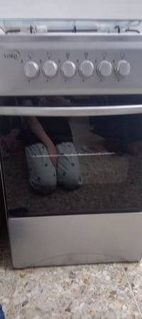 طباخ • شبه جديد • قابل للنقاش