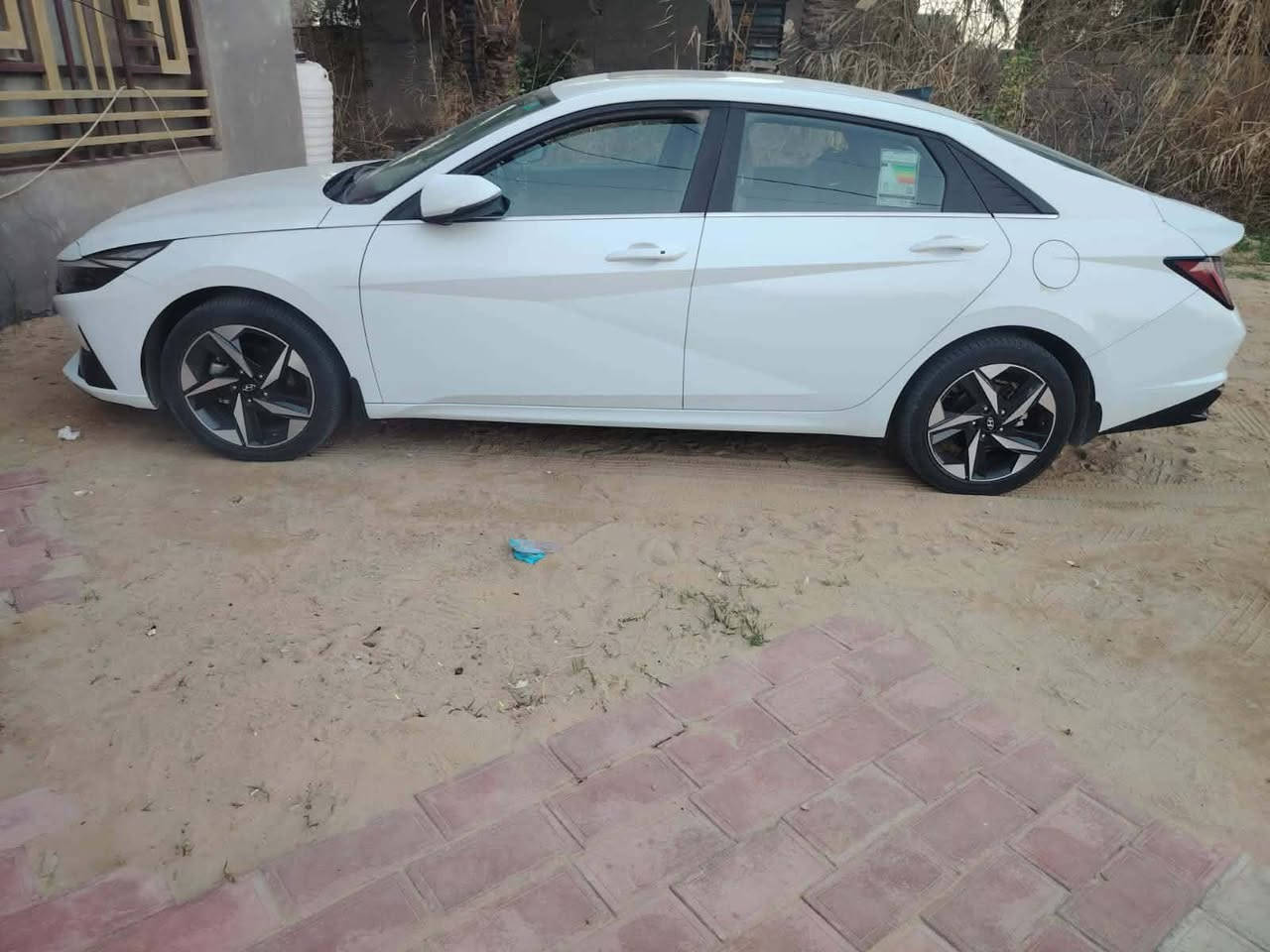 السلام عليكم النترا 23 
كفاله عامه... خليجي
 ماشيه((54))  سبيرمانازل
 فول مواصفات 
فتحه بصمه 
لايتات زنون  
شاشة كبيرة 
محرك 2000 دوش
 كير At
كامرة دوارة
بصمة صندوك
ترحيب عند الاقتراب
دخول ذكي 
بصمة ابواب
تشغيل عن بعد
رادار امامي
رادار خلفي
رادار جانبي
تدفئة كشنات
تحديد مسار
قيادة ذاتية
توقف ذاتي 
كروس سرعة
وضعيات قيادة
صندوق ذكي
وبعد هواي مواصفات بيها 
رقم بغداد  .... مكلف بل نشر
***********
***********
