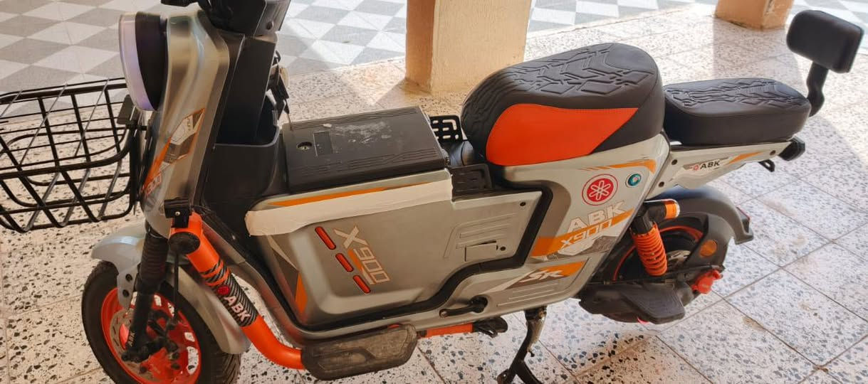 مأطور شحن جديد 2025 جديد حيل آخو الجديد  بطاريات كبار الدبل جدد عل فحص كلة شغال بلادي شرط ما ملعوب بي ع شركة نشرات نضام بك السعر ٣٩٠ بي مجال العنوان ديالى ابي صيدا ***********
