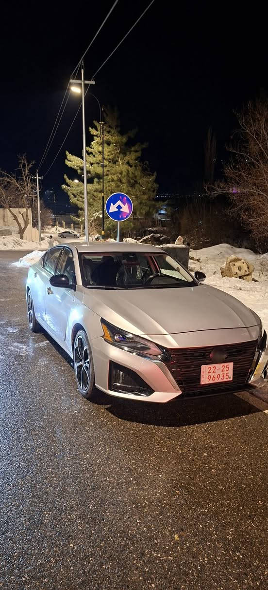 ٢٠٢٤ مرقم وكامل قطعه وحدة صبغ جاملغ السكن بدون ايرباك بدون دواخل مواصفات اس ار السعر ١٧٣ بيها مجال للأستفسار ***********
