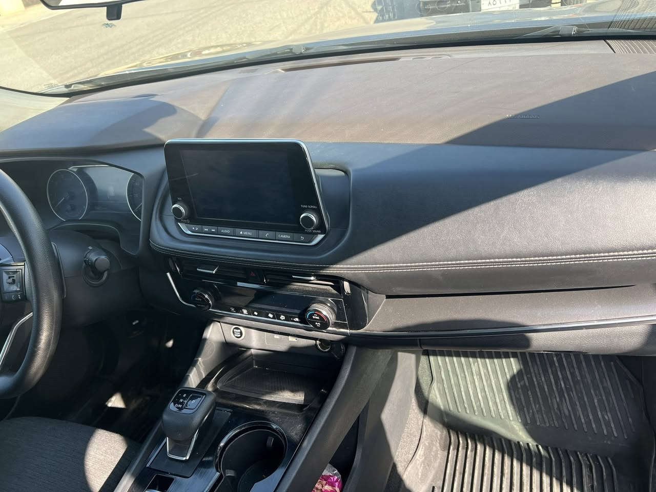 2023 𝐍𝐈𝐒𝐒𝐀𝐍 𝐑𝐎𝐆𝐔𝐄-𝐒,𝐀𝐖𝐃 (٣,سلندر)
نيسان روك موديل : 2023

عداد المسافة : 70 الف

اللوان : نفطي

حجم المحرك :1.5 تيربو  

بــدون صـبـغ✅بـدون تـبـديـل✅بـدون بــــارد✅

(كافة الايرباكات سليمة %100) 

المواصفات : S-AWD

دةبل اكسل AWD

‏‎بصمة ابواب 

‏‎بصمة تشغيل 

شاشة ايباد

‏‎كاميرا

هاند بريك بصمة

اوتو هولد :    Auto Hold

اوتو ستارات : Auto Stard 

اوتو ستارات : Auto Stop‎

‏‎رادار جانبي (نقاط عمياء)

‏‎رادار خلفي (التحذير من الاصطدام)

‏‎حساسات خلفي

نظام : OFF-ROAD

نظام : SHOW

نظام : ECO

نظام : AUTO

نظام : SPORT

كشنات هيتر

ستيرين هيتر

تحكيم ستيرين

تبريد لمس

تبريد مركزي

لايتات ليد زينون 

بكلايتات LED

ويل كروم

السعر ١٦٠ 
‏‎تفاصيل اكثر الاتصال علی ارقام التاليه 

‏WhatsApp - Vibir

☎️ ***********
