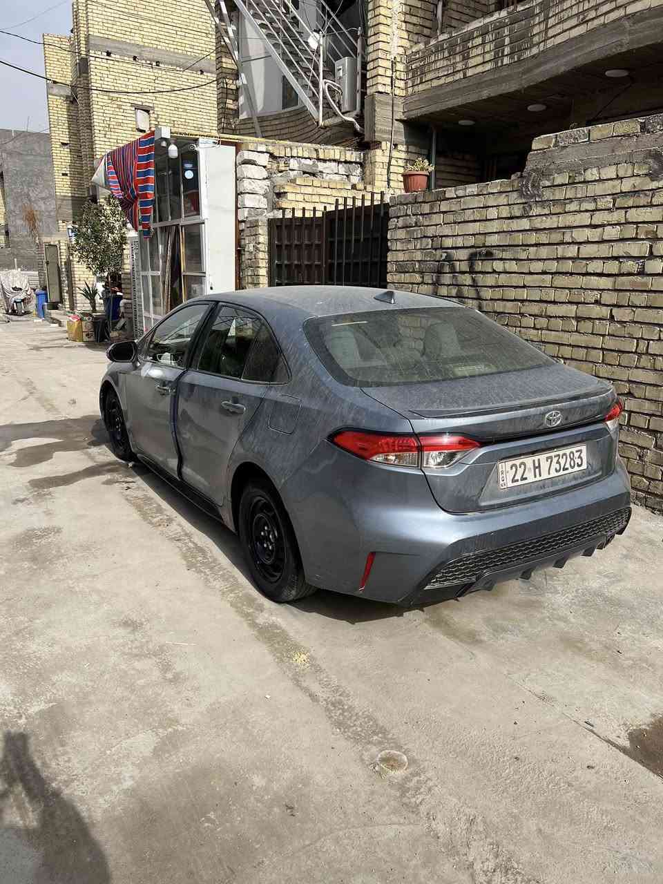 السلام عليكم للبيع او مرواس كورلا تكسي 
للبيع كورله موديل ٢٠٢٠ مكينه وكير خير من الله وارد امريكي 
مكينه ٢٠٠٠ صور الحادث مرفق بل منشور و سونار هم 
تايرات جداد سياره مال جناي 
سنويه وهزه جديده باسمي شرط التحويل 
السعر ١٣٠ وبيها مجال قليل 
***********  وات ساب متوفر
