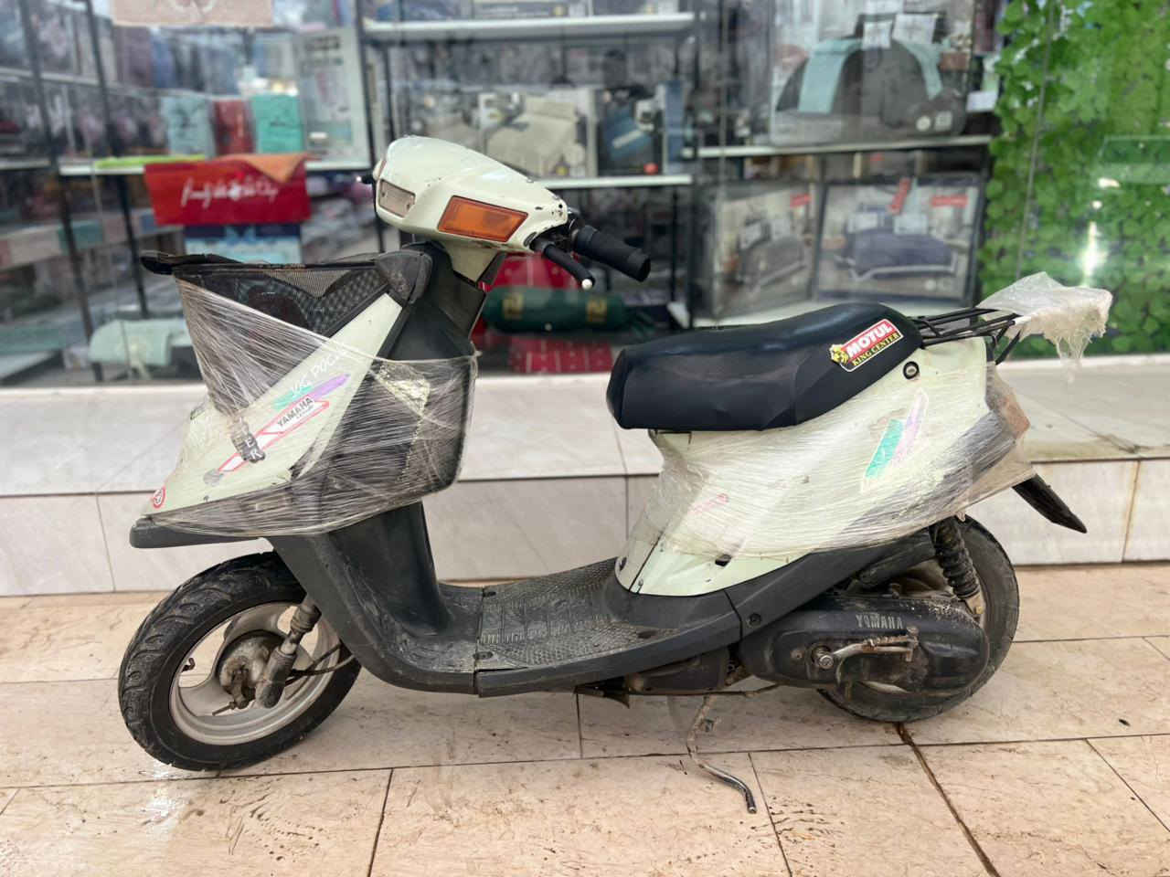 السلام عليكم دراجه للبيع ياماها أي عيب مابي السعر 220 بي مجال قليل
***********
