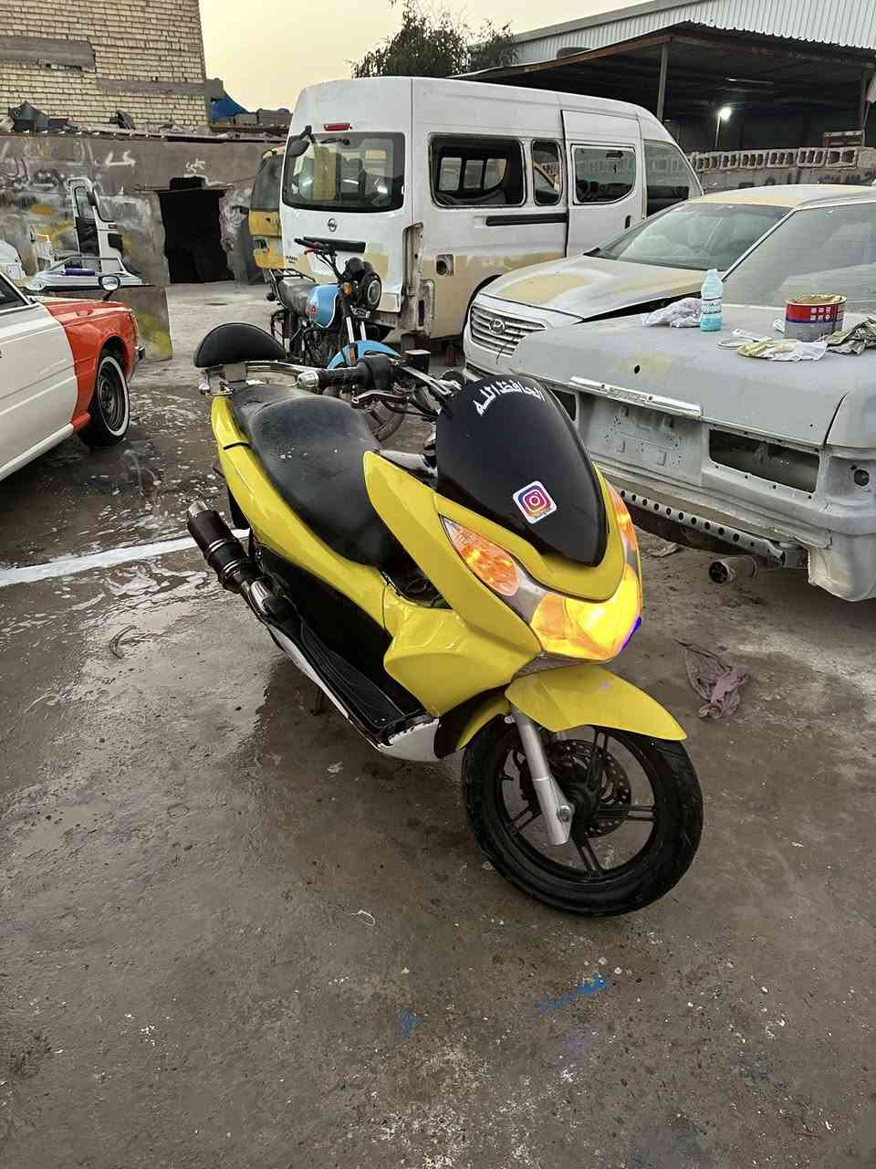 سلام عليكم مرخصت الادمن دراجه بس سي اكس جيل اول دراجه خير من الله كاشي شغال بيه مكينه مكفوله  كهربايات كلهن شغالات السعر 850 ه***********
