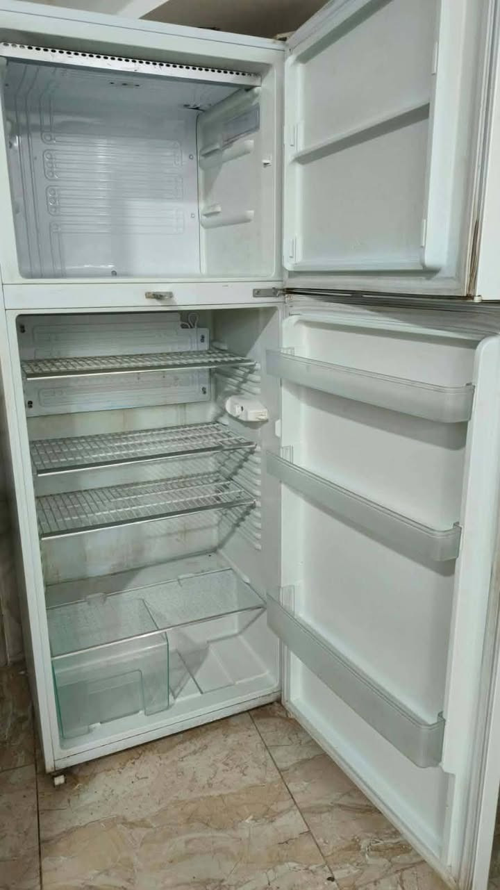 سلام عليكم
 للبيع  مجمدة صغيرة وثلاجة كبيرة يحتاجن تبديل بس ماطور مكان سماوة جربوعية ثانية


**إذا كنت صاحب هذا الإعلان وتريد حذفه لأي سبب، رجاءا أرسل رسالة إلى الدعم الفني**