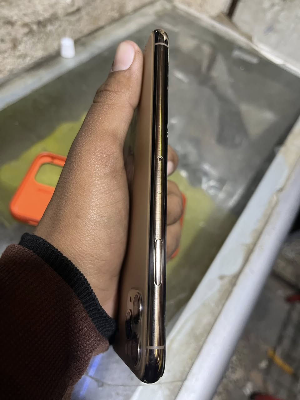 السلام عليكم 11برو ماكس بطاريه95الذاكره 256جهاز ابلادي نضيف سعره425وبي مجال بسيط التواصل ***********فقط عله الرقم
