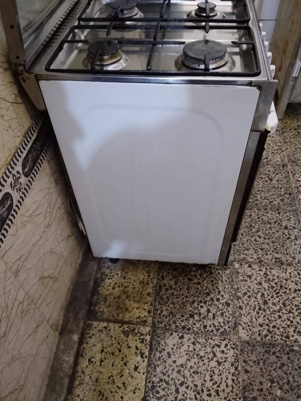 السلام عليكم عندي طباخ مستعمل للبيع السعر خاص


**إذا كنت صاحب هذا الإعلان وتريد حذفه لأي سبب، رجاءا أرسل رسالة إلى الدعم الفني**