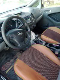 فورتي للبيع موديل 18جاهزه السعر 120وبيه مجال العنون بغداد اتصل ودلل 07...