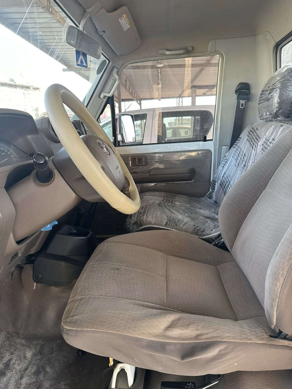 شاص حوثيه 2017   كاز   سياره حيل جديده كفاله عامه ماشيه 82 الف رقم اربيل  2 تانكي  8 سلندر سعر 280 ورقه مكان سياره بصره  كرمه علي ***********
