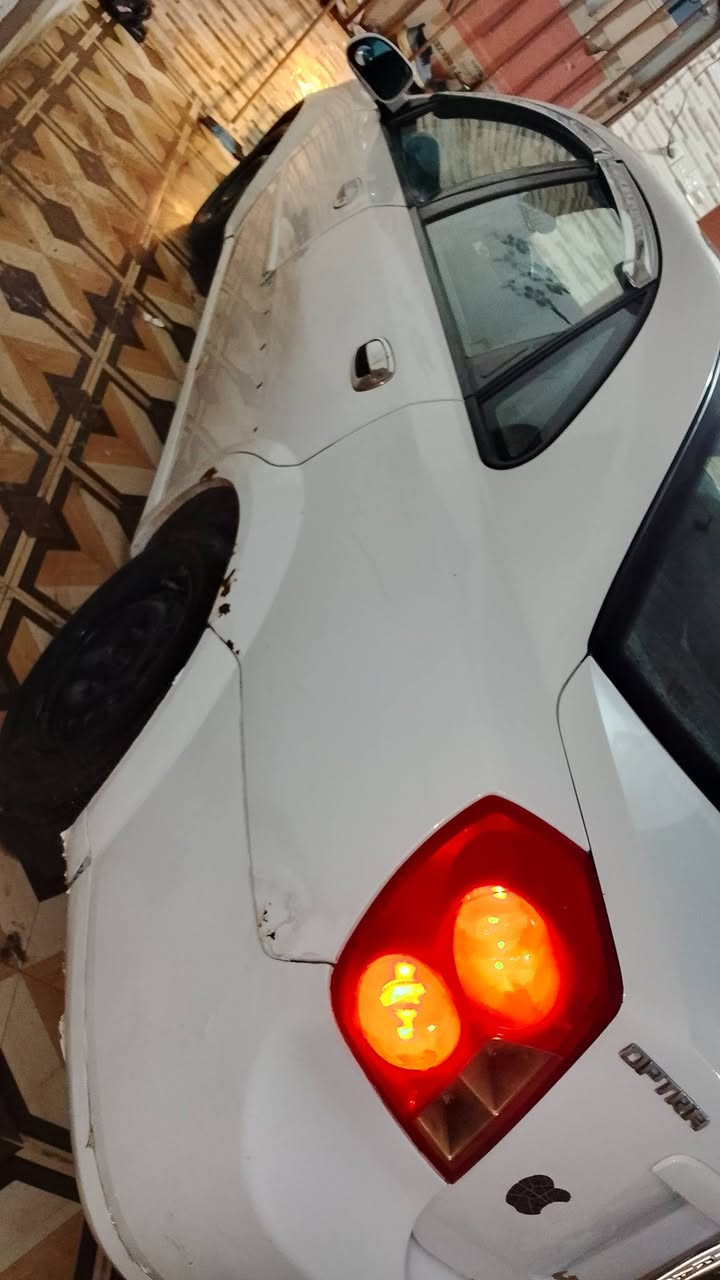 اوبترا 2004 سنوية للــ 2027 يخلص باسمي مشروع وطني رقم كركوك 65 وبيها مجال بسيط سيارة نضيفة ومرزوقة عندي  طلاب بيها الله شاهد محتاج ابيع  بيها جامرلغ سكن تعديل بارد و مكانينن معجون شبر شبر گير عادي افحص واخذ عالقلم محرك بالفحص يطلع بي شي ينزل من سعر الاتصال عالرقم ***********
