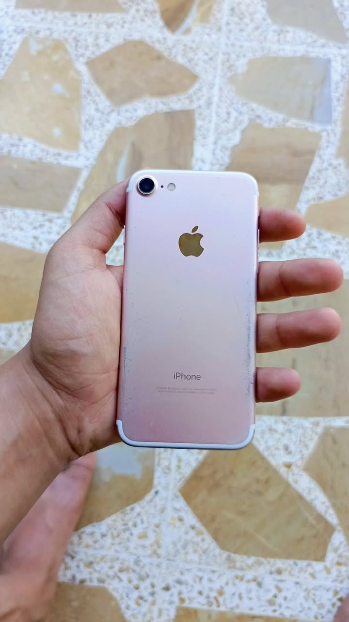 ايفون 7 عادي للبيع
الذاكرة 32GB
تك سيم 
نظيف حيل
كله شغال 
السعر 50 .


**إذا كنت صاحب هذا الإعلان وتريد حذفه لأي سبب، رجاءا أرسل رسالة إلى الدعم الفني**