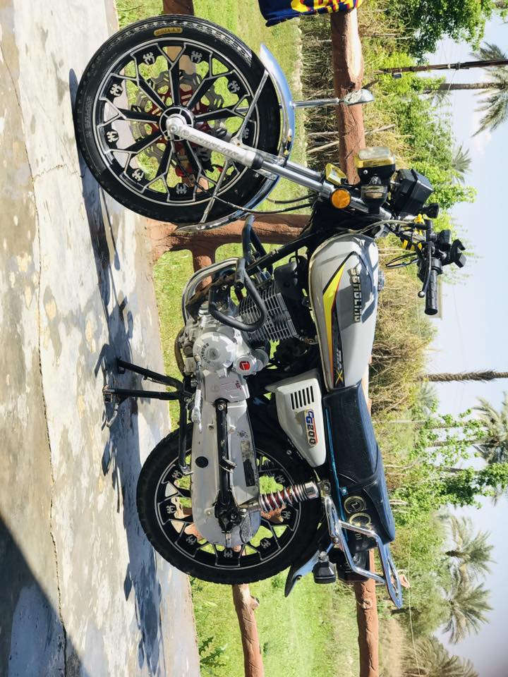 السلام عليكم سونك موديل 25 مكفوله كفاله عامه كله شغال محرك200ccشلعه ومعدل خير من الله كهربائيات كله شغاله كلج عنبار اوراق اصولي جاهزه السعر ٧٥٠وبيهه مجال للطيبين 
رقم الهاتف:***********
