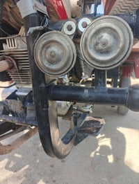 هورنات سيدان فيشه حمره لبيع تسمع صوتهن عل فحص الرقم 07804661344